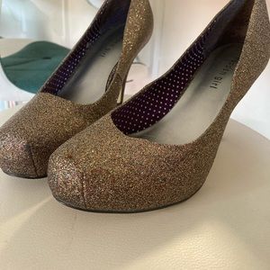 Madden Girl multi colored glitter pumps